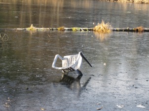 4673-12-12-11-chair-in-ice-blog